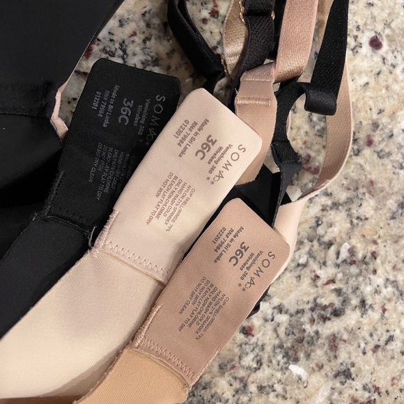 7 Soma Vanishing 360 Wireless Bras - Picture 2 of 2